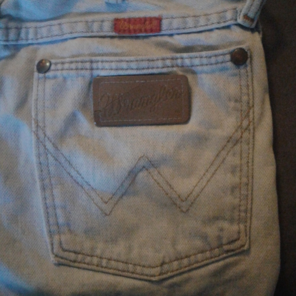 Wrangler cut off shorts